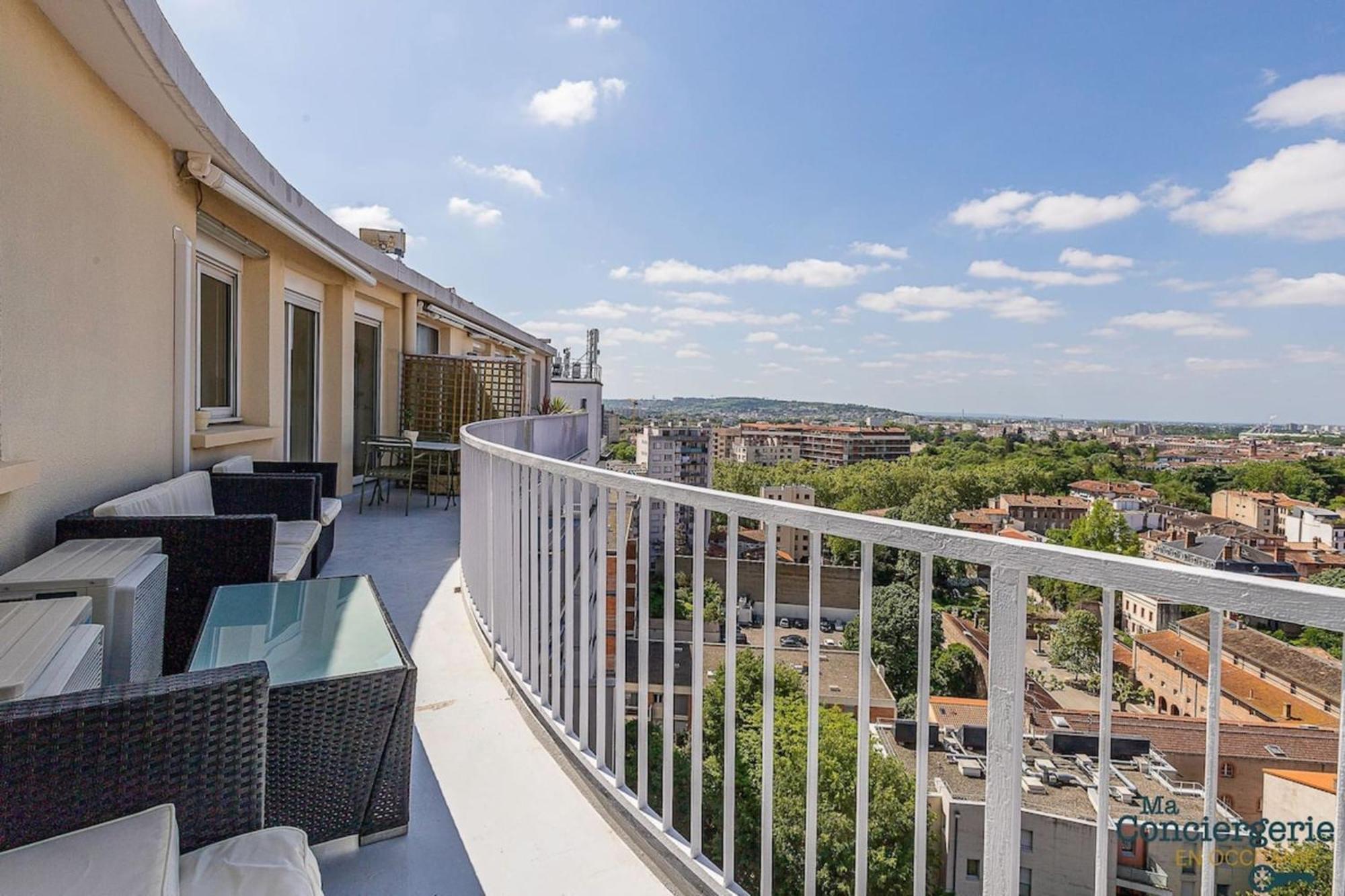 Montaudran Place Dupuy - Vue Panoramique -Metro ตูลูส ภายนอก รูปภาพ